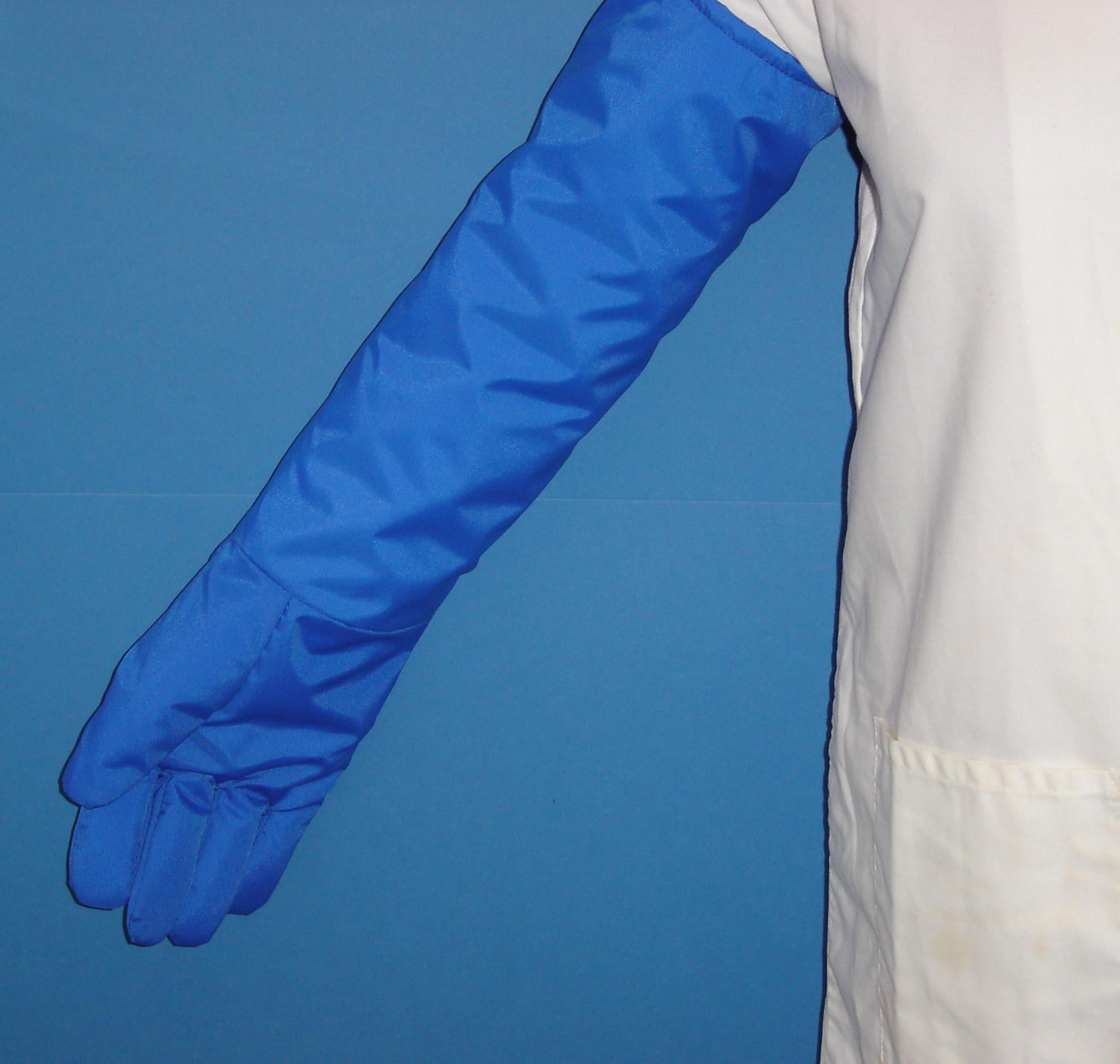 Scilabub Frosters Gloves Extended Length to protect whole arm when handling cryogenic liquids and solids