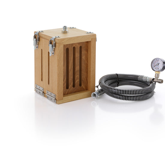 Video - How to Use the DILVAC Dry-Ice Maker